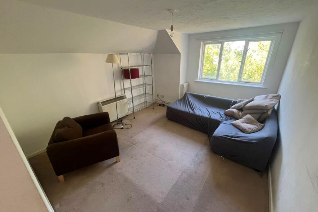 Apartment in London - View 2