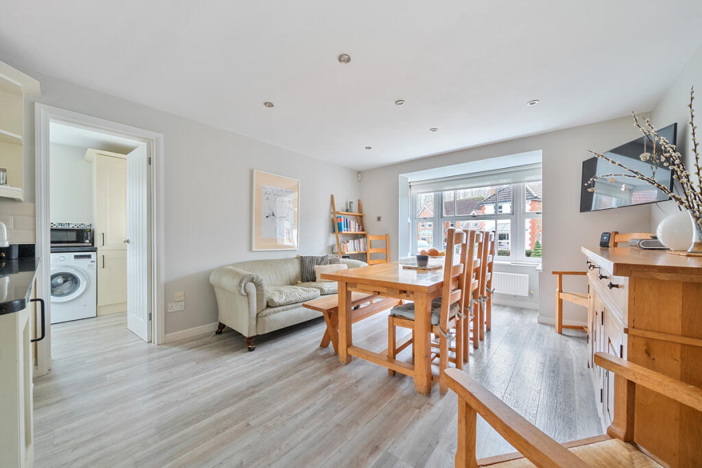 Stirling Road, West Malling, ME19 photo 3