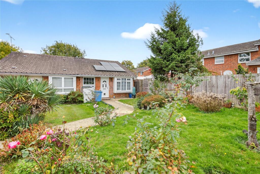 2-bed house on Madingley, Birch Hill, Bracknell, RG12, £350,000