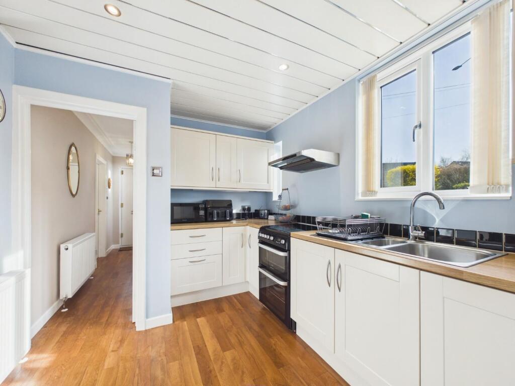 Additional image 7 of Leeds Road, Thackley, Bradford