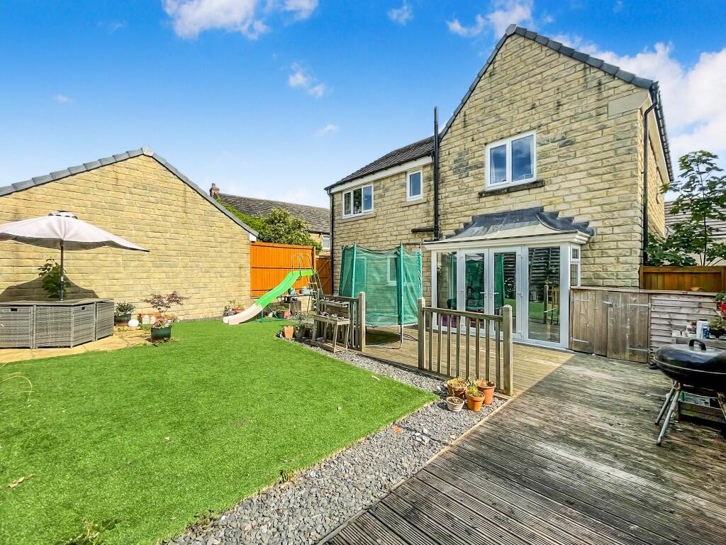 Victoria Close, Liversedge, West Yorkshire, WF15 image 4