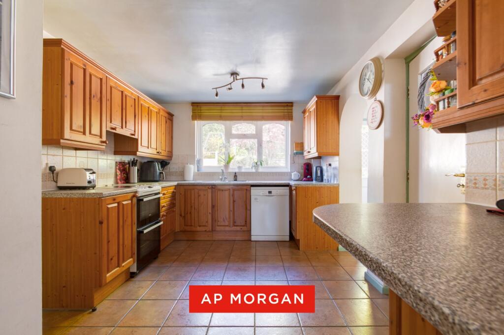 House in Redditch, Worcestershire - View 4