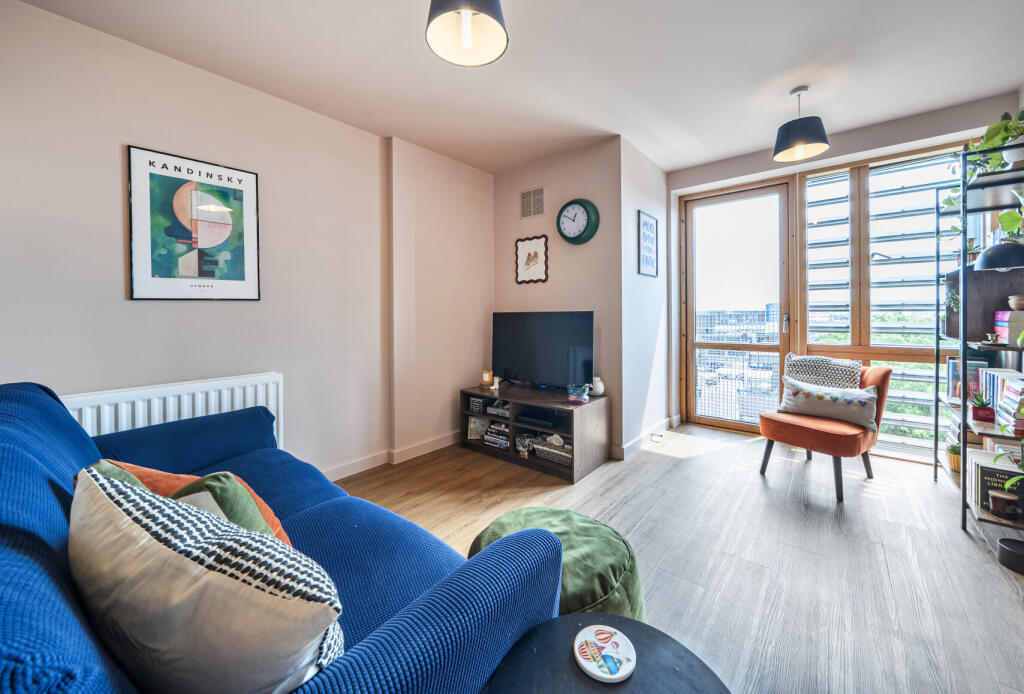 Main image of property: Market Link, Romford, RM1