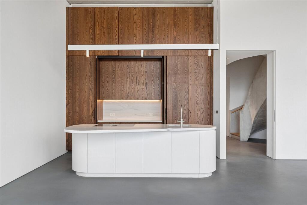 Apartment in London - View 5
