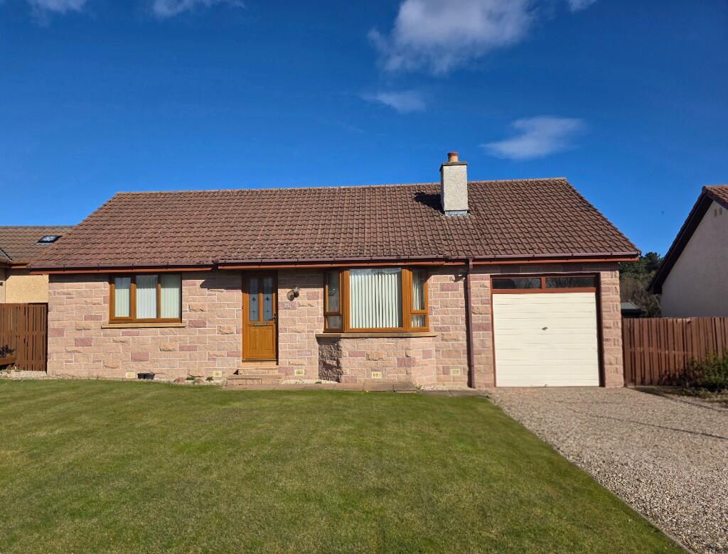 Main image of property: 7 Meadow Gardens, Hopeman IV30 5PN