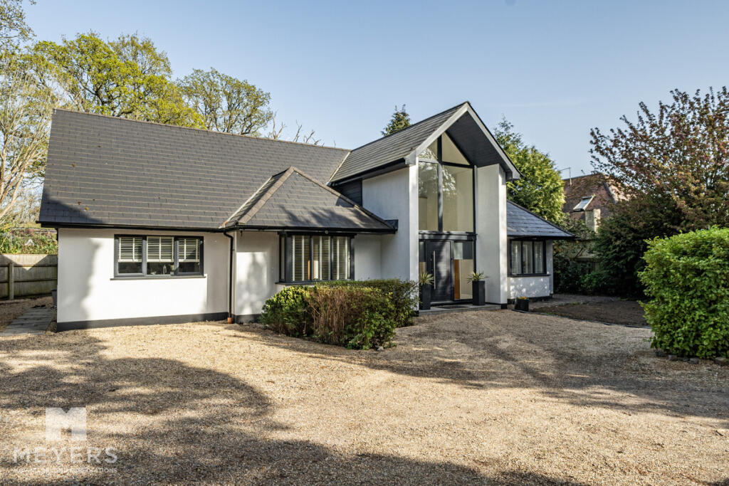 Main image of property: New Road, Ferndown, BH22 8