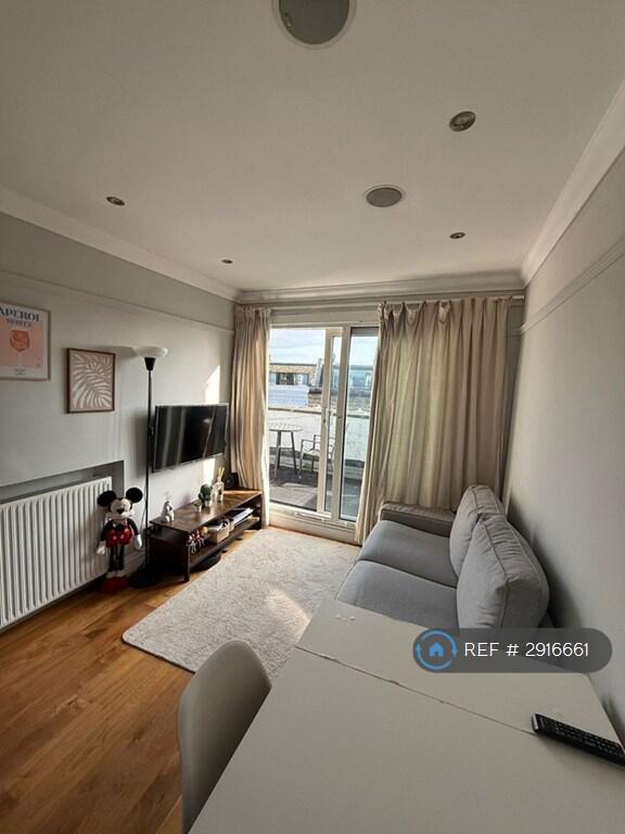 1 bedroom penthouse for rent