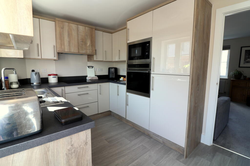 House in Milton Keynes - View 3