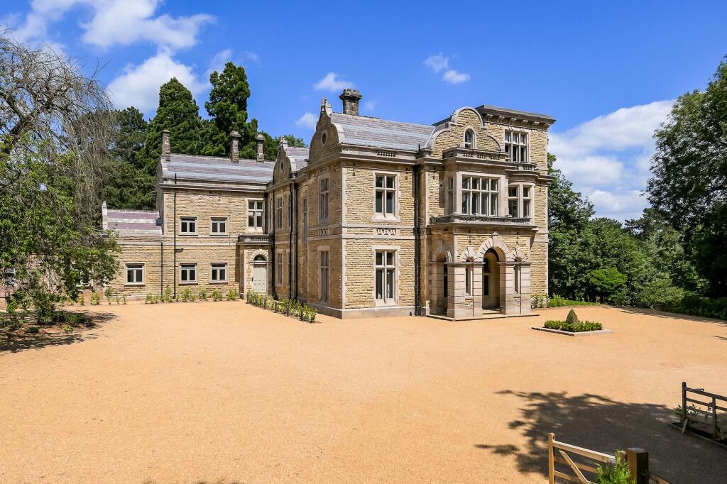 Main image of property: Ripon, HG4