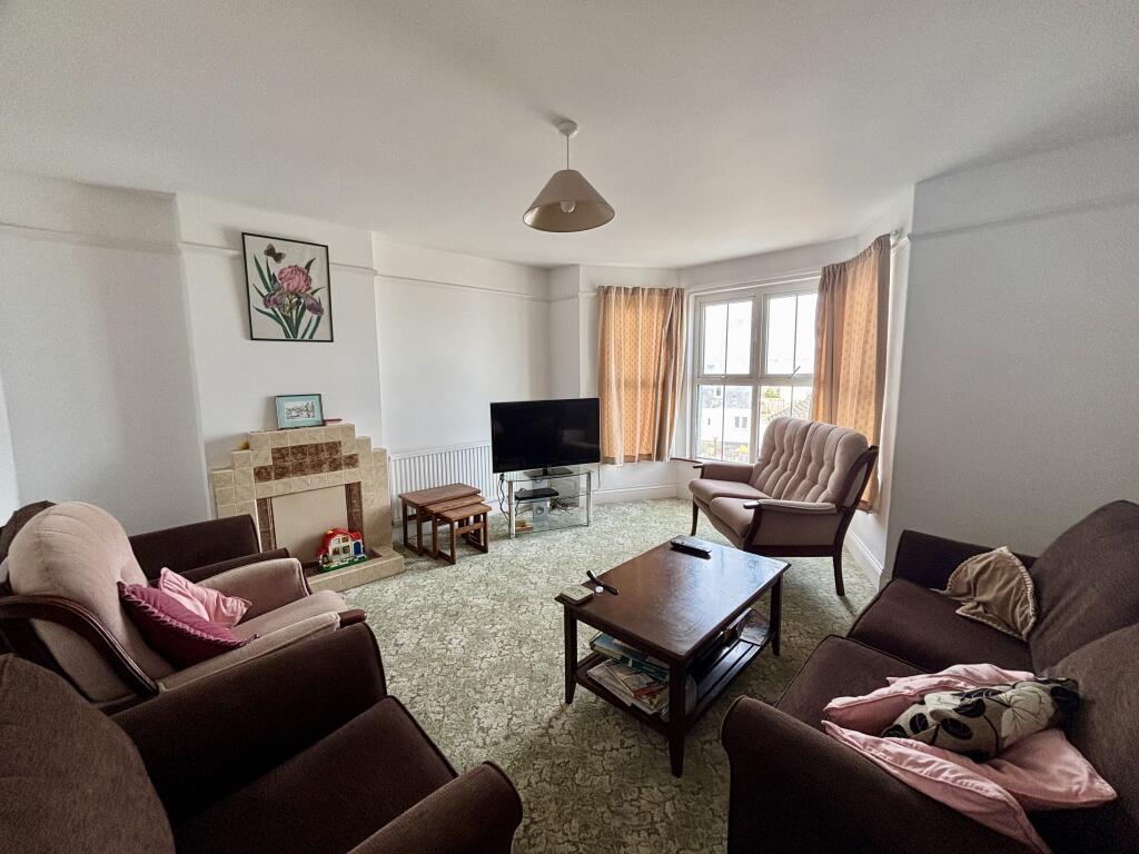 House in Plymouth - View 5