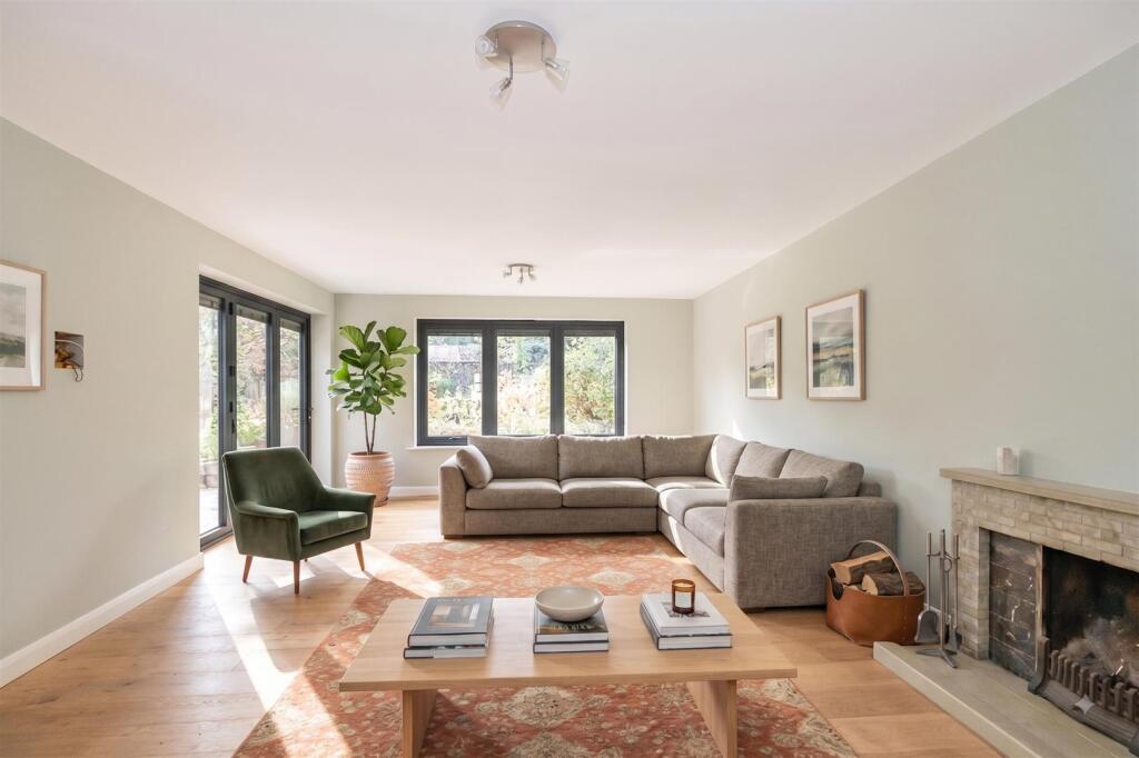 House in Uttlesford, Saffron Walden - View 3