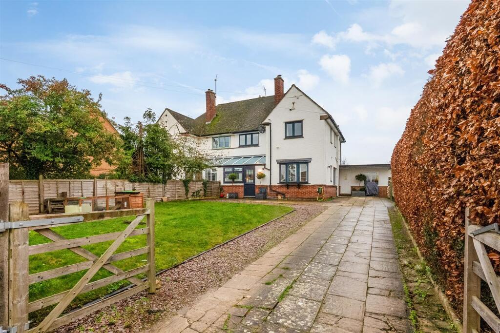 Main image of property: Armscote Road, Tredington