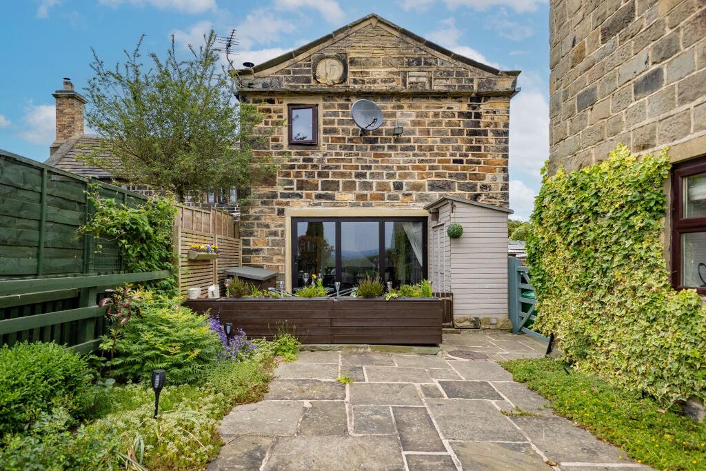 Additional image 20 of Saxon Court, Wyke, BD12 8EW