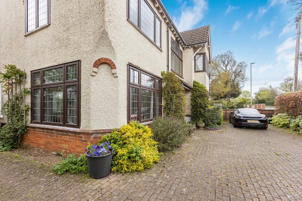 Additional image 28 of Dunstable Road, Redbourn, AL3