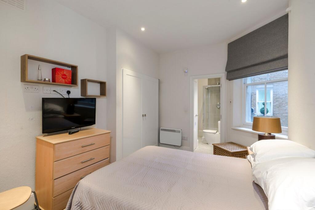 Apartment in London - View 4