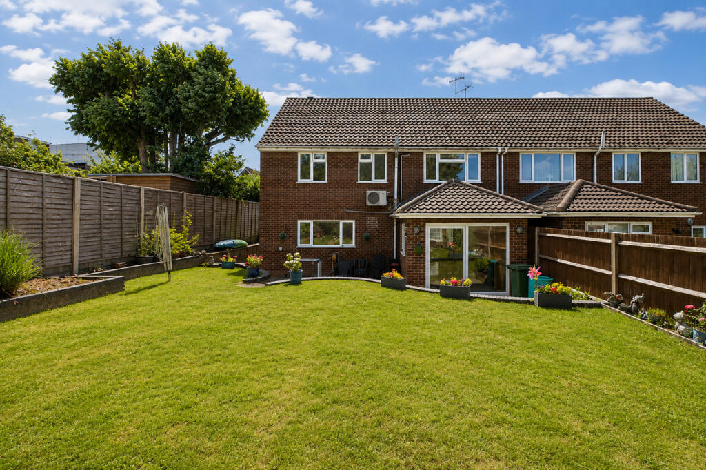 House in Dacorum, Bennetts End - View 5