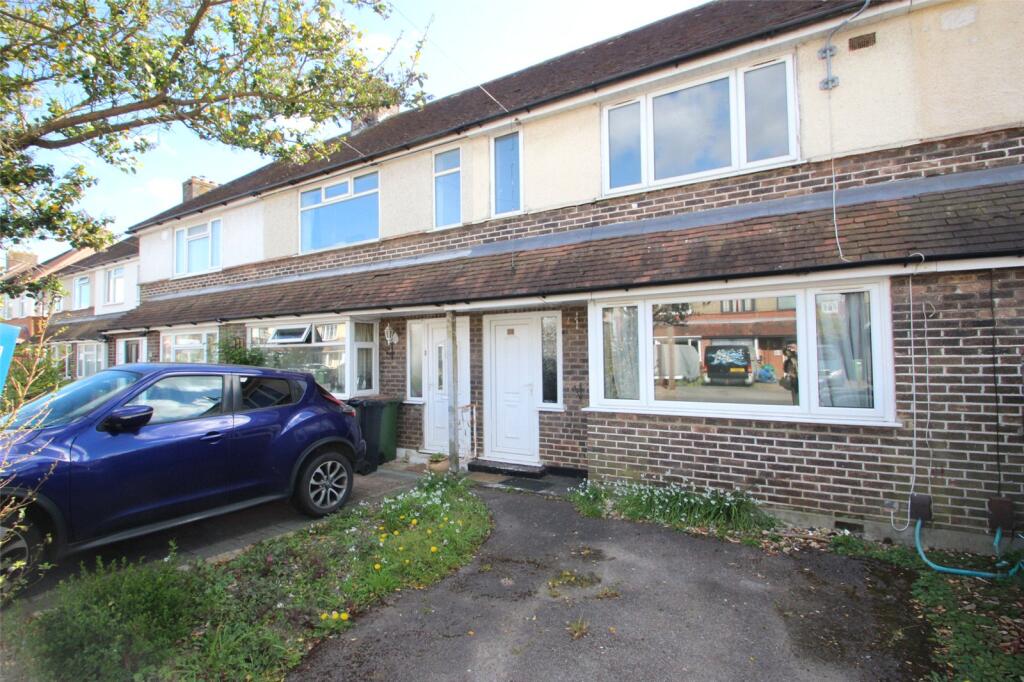 Main image of property: Cliffe Avenue, Hamble, Southampton, Hampshire, SO31