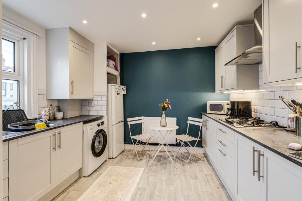 House in Worthing, Broadwater - View 3