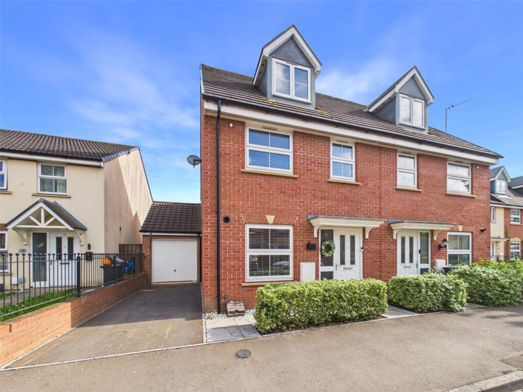 Main image of property: Goose Bay Drive Kingsway, Quedgeley, Gloucester, Gloucestershire, GL2
