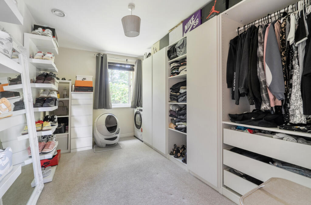 36 Jaguar Lane, Bracknell - View 6