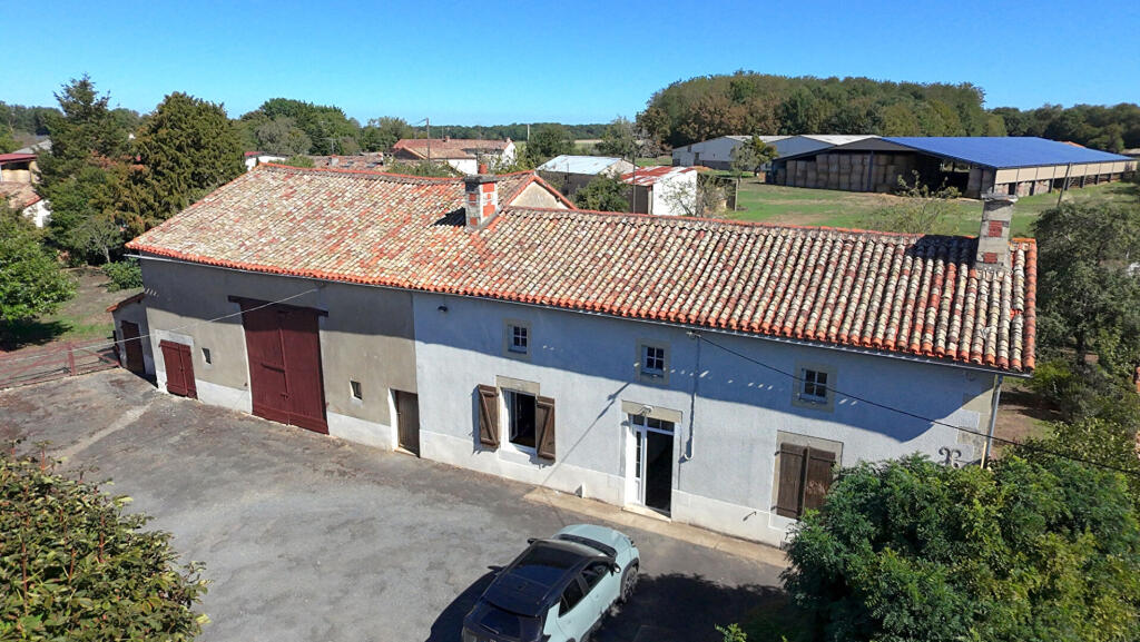 Main image of property: Poitou-Charentes, Vienne, St-Romain