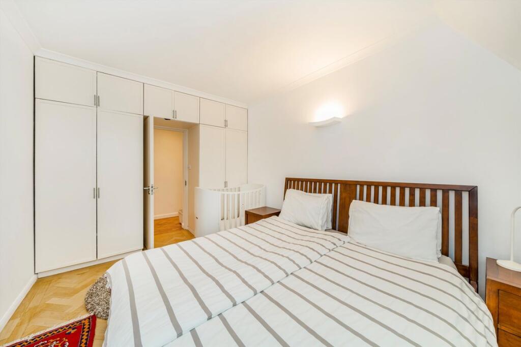 Apartment in London, Royal Borough of Kensington and Chelsea - View 4