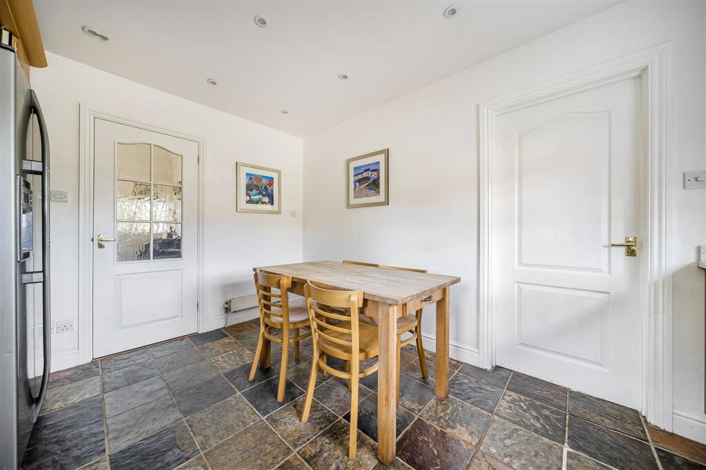 House in Dover, Selson, Eastry - View 5