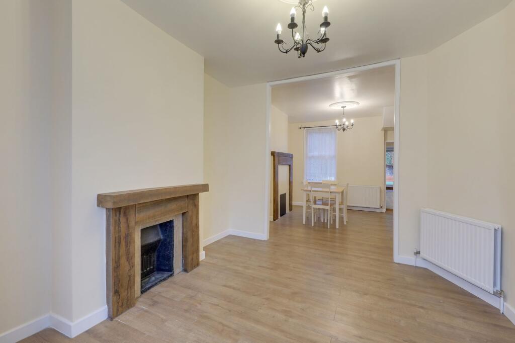 House in London, Cordwell Estate, Hither Green - More
