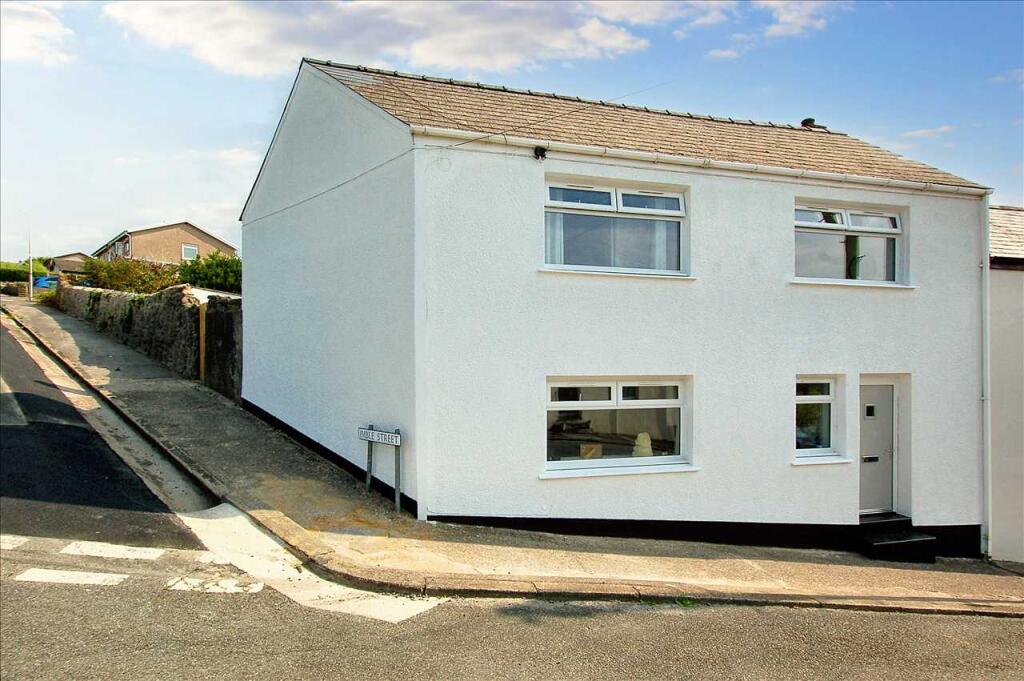 3-bed terraced on 8 Sycamore Street, Bufferland, Pembroke Dock, £215,000