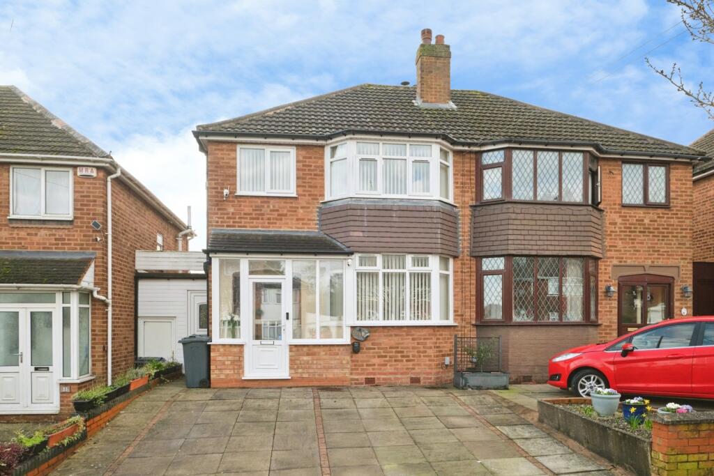 Main image of property: Brays Road, Birmingham, West Midlands, B26