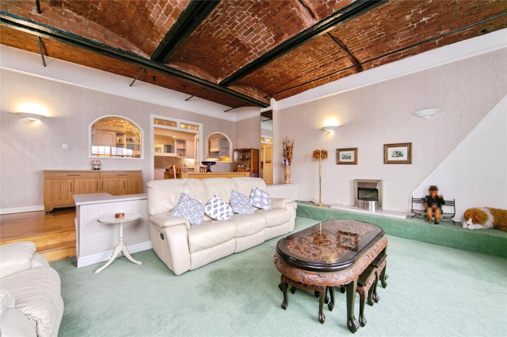 Apartment in Liverpool - View 3
