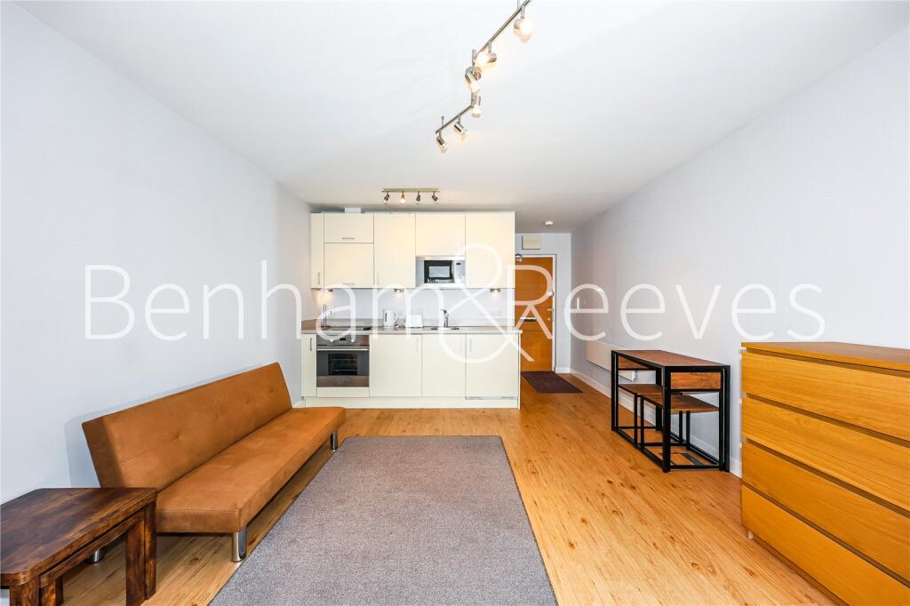 Main image of property: Boulevard Drive, London, NW9