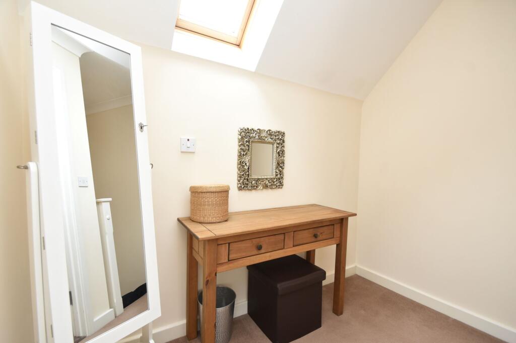 House in Huntingdonshire, Loves Farm, St Neots - View 5