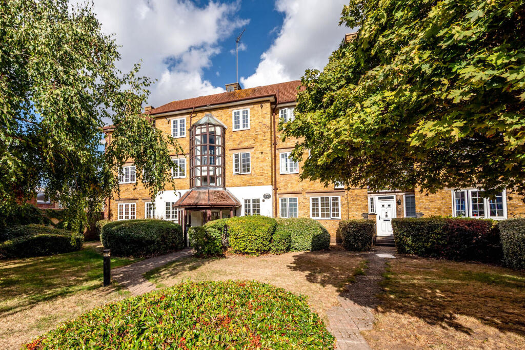 Apartment in London - View 3