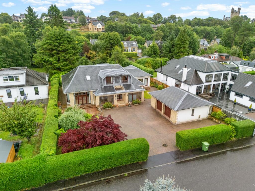 Main image of property: 28 Stirling Drive, Bearsden, G61 4NU