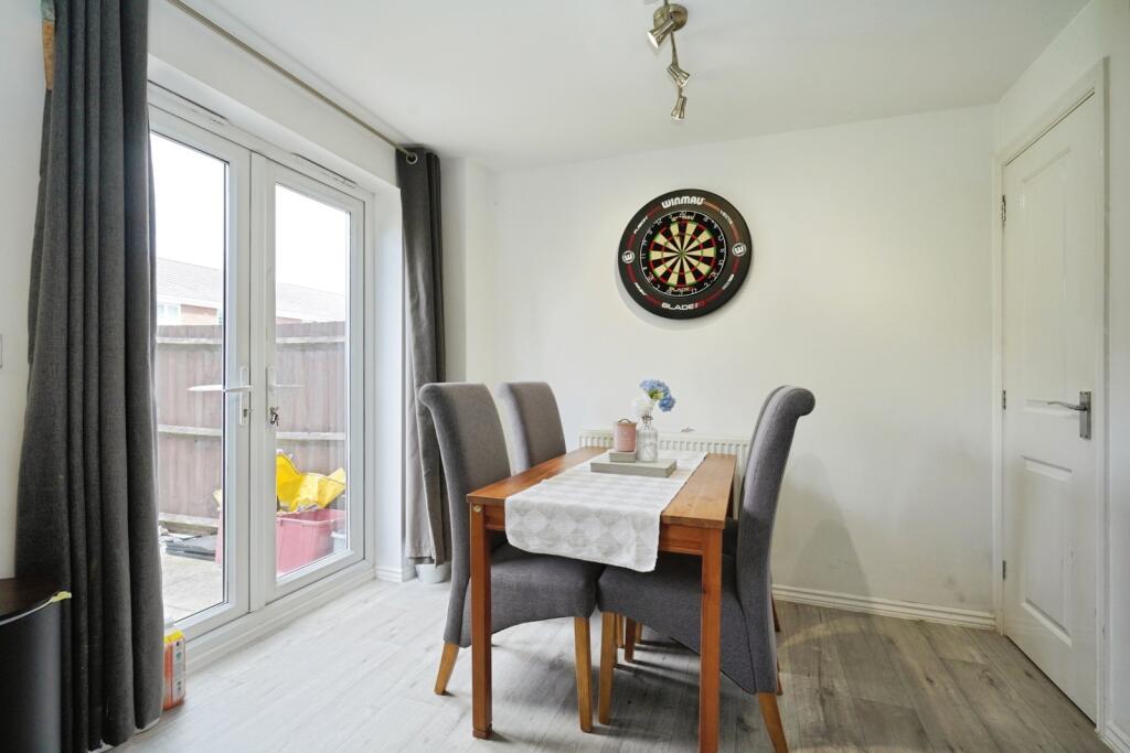 House in North West Leicestershire, South East Coalville, Greenhill - More