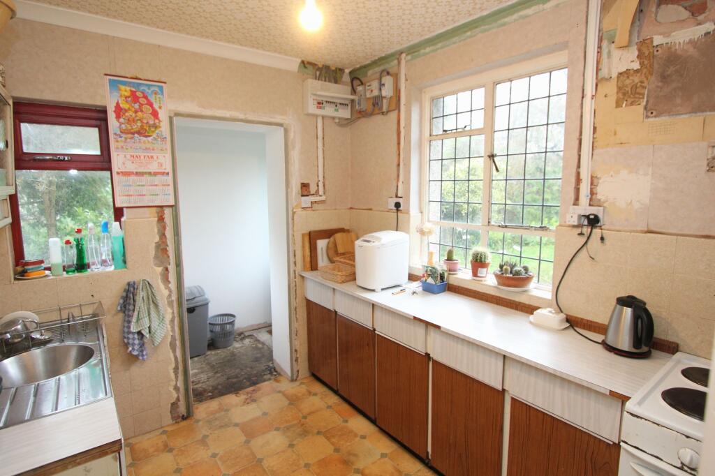 House in Llantwit Major - View 5