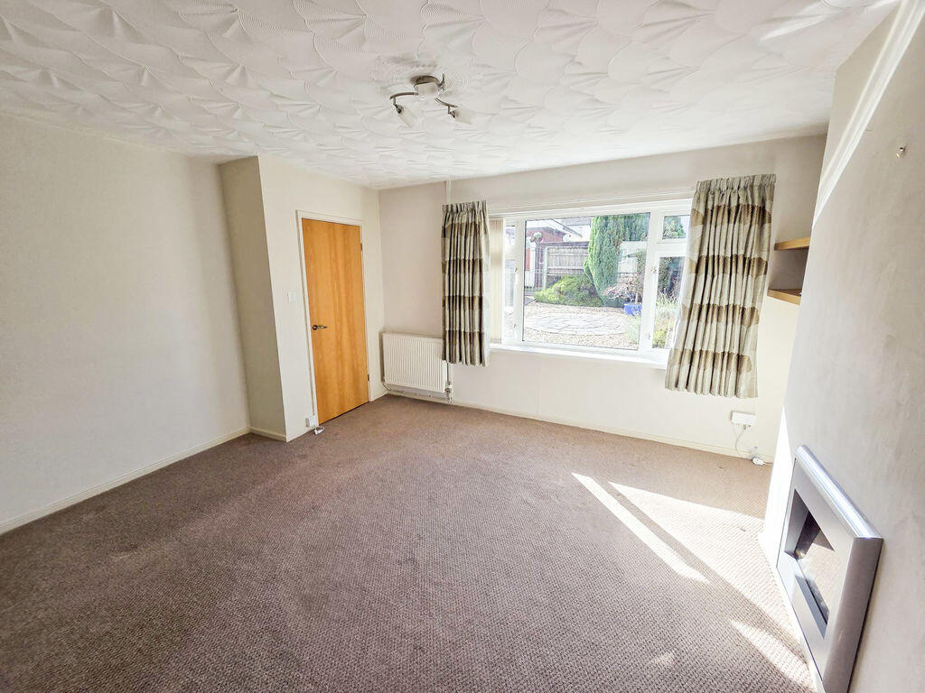 St. Athans Court, Caerphilly photo 3