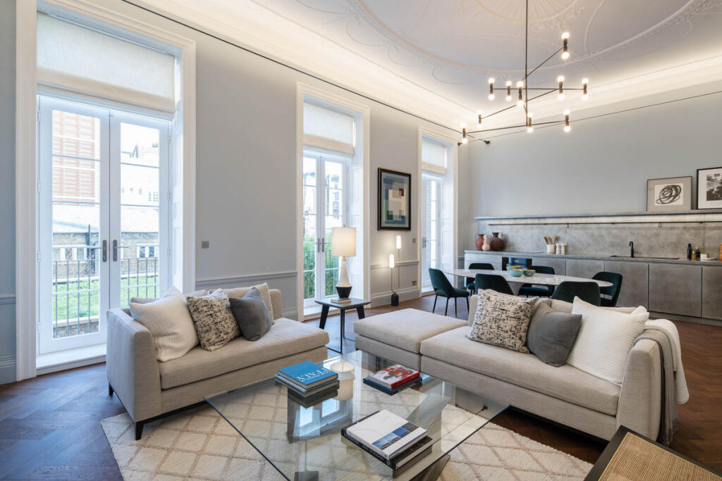 Main image of property: Devonshire Place, London, W1G