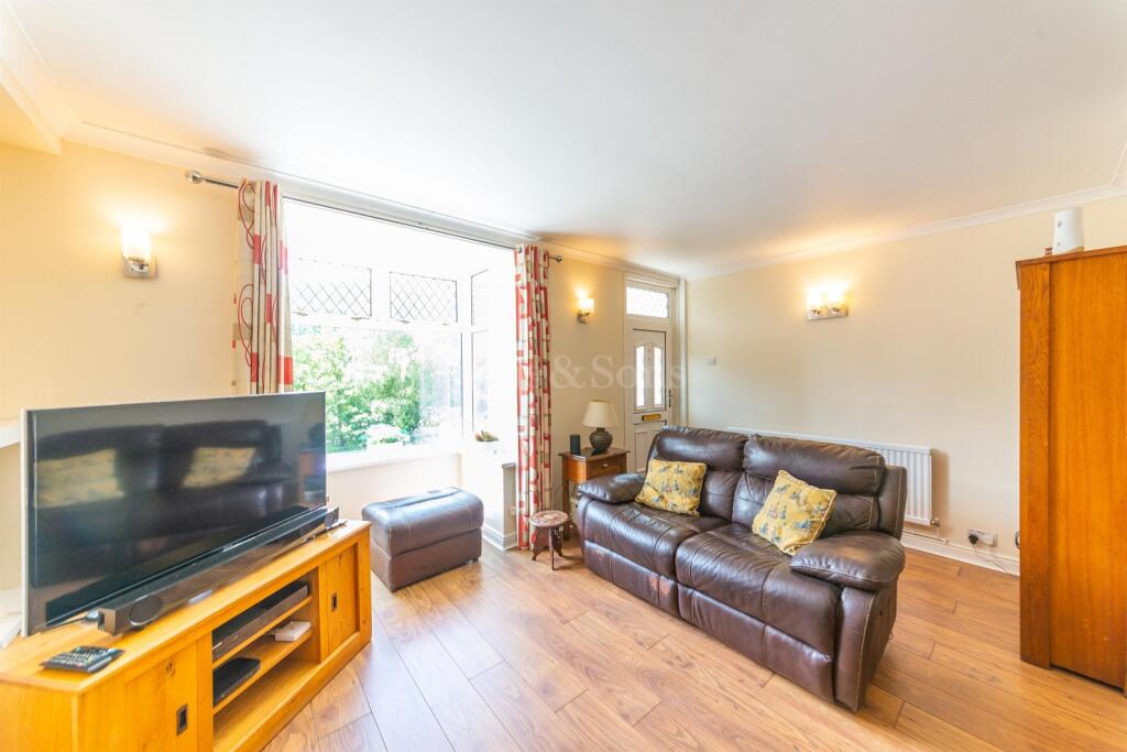 House in Newport. NP11, Abercarn - View 2
