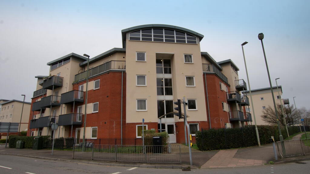 Main image of property: Flat 2 5 Suffolk Drive Gloucester GL1 2AF