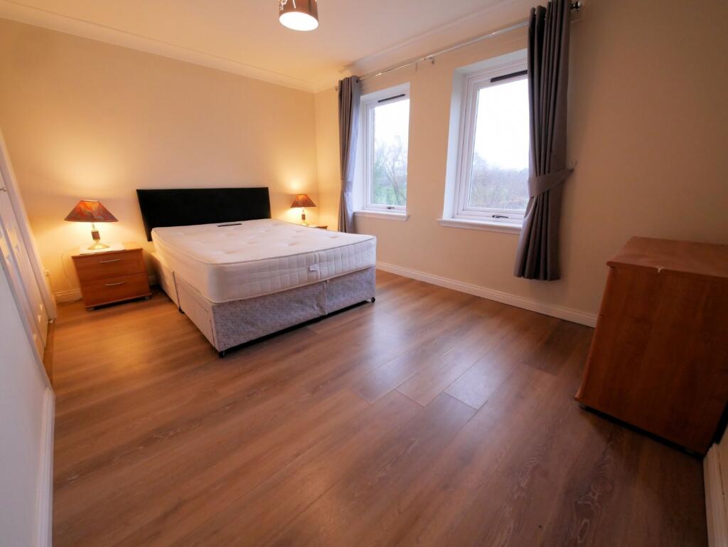 Apartment in Edinburgh - View 4