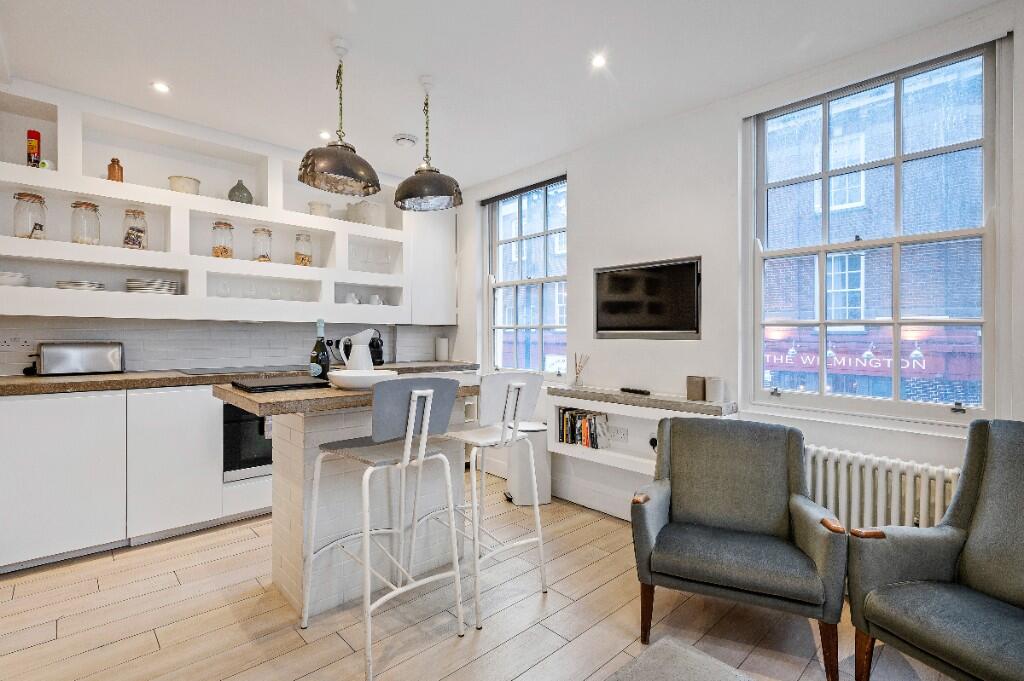 Main image of property: Rosebery Avenue, London, EC1R