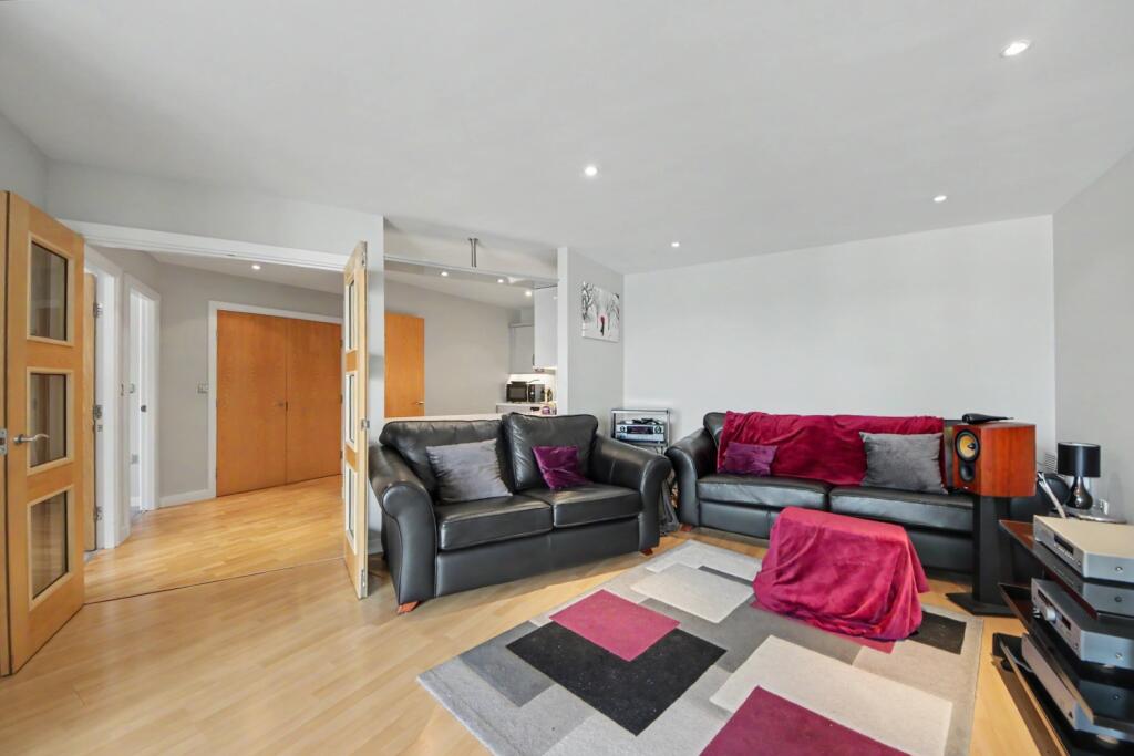 Main image of property: Imperial Point, Salford Quays, M50 3RB