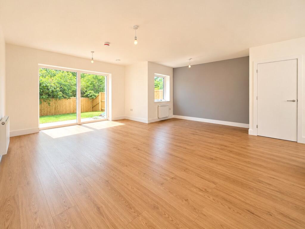Burgess Close, Kingswood, Bristol, Gloucestershire, BS15 - View 3