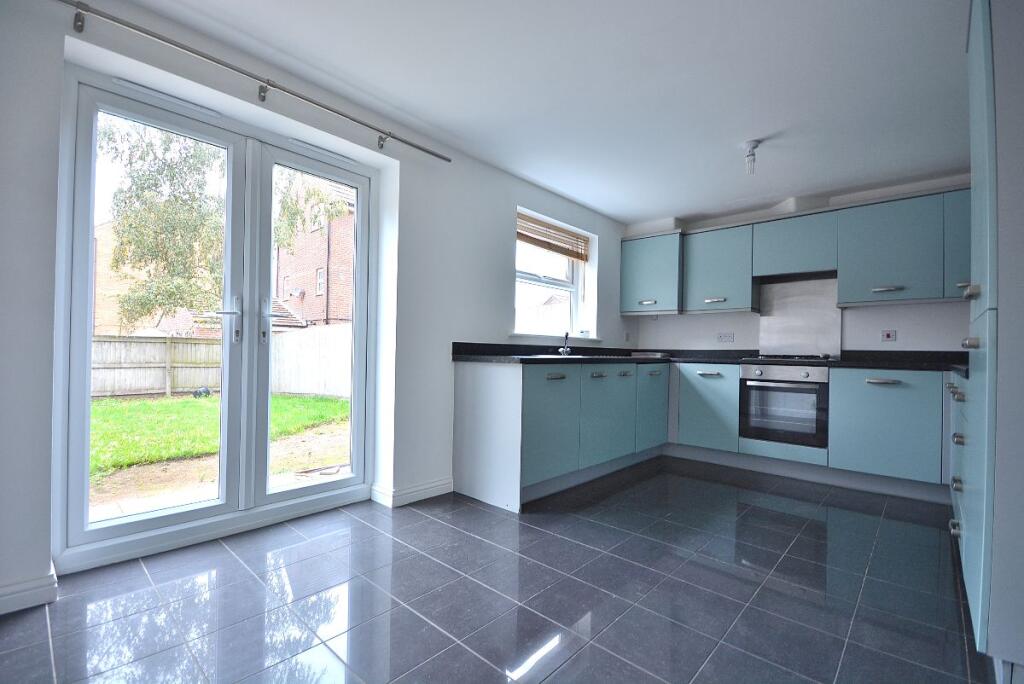 House in Gedling, Bestwood Village - View 4