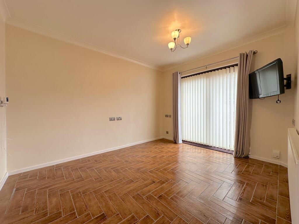 House in Wolverhampton - View 4