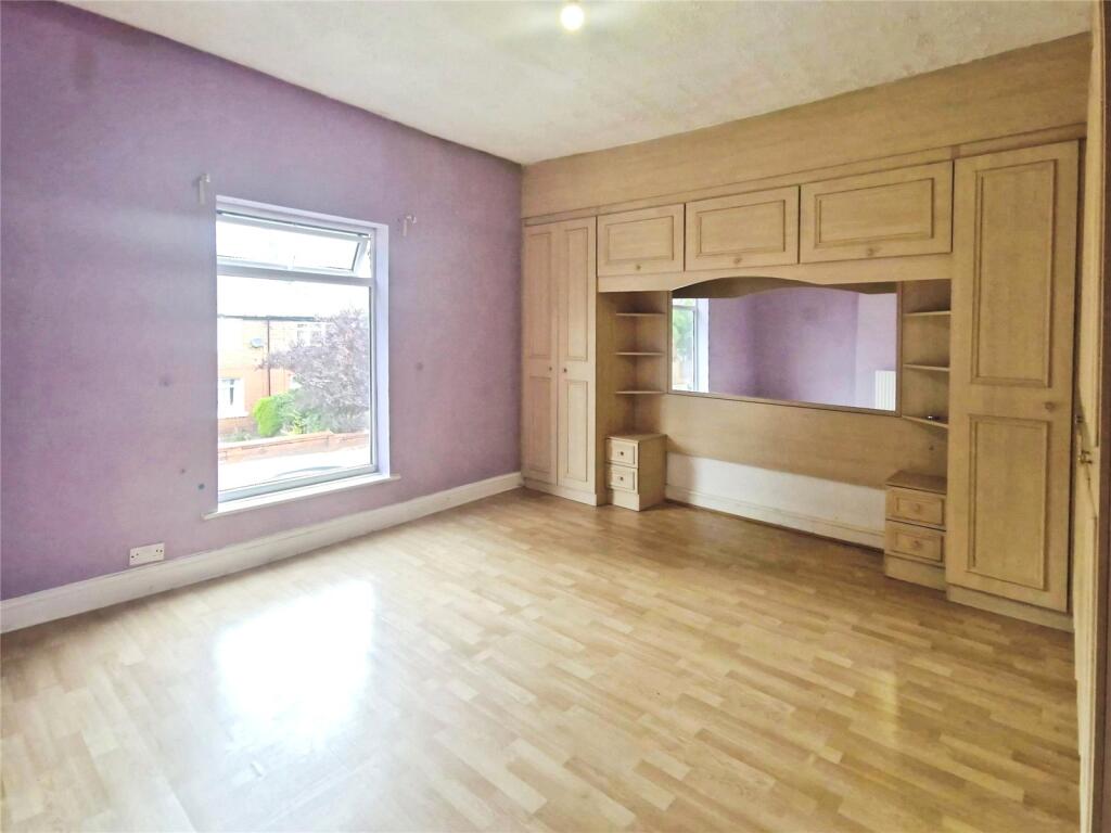 House in Salford, Greater Manchester - View 4