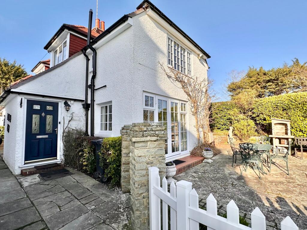 Main image of property: Little Common Road, Bexhill-on-Sea, TN39