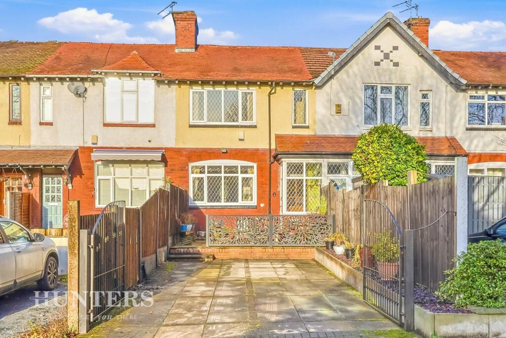 Main image of property: Green Lane, Garden Suburbs, Oldham